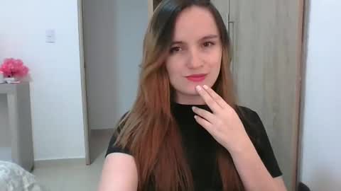 Snapshot of valeriafrannco chatting on March 2, 10:38 pm valeriafrannco online show from March 2, 10:38 pm