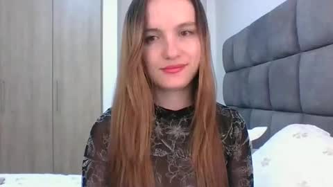 Snapshot of valeriafrannco chatting on March 12, 3:46 am valeriafrannco online show from March 12, 3:46 am