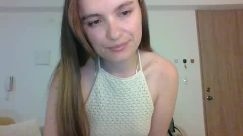 Snapshot of valeriafrannco chatting on November 10, 4:44 am valeriafrannco online show from November 10, 4:44 am