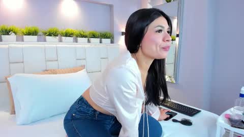 Snapshot of valeriagarciax chatting on November 21, 12:04 pm ValeriaGarciax online show from November 21, 12:04 pm