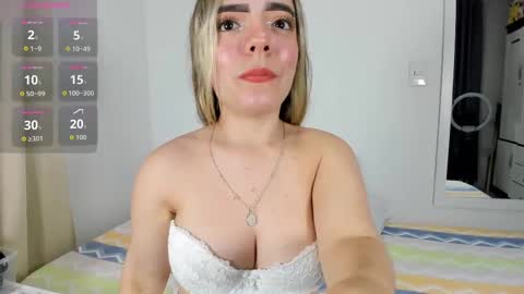 Snapshot of valerialoren chatting on November 14, 2:54 am valerialoren online show from November 14, 2:54 am