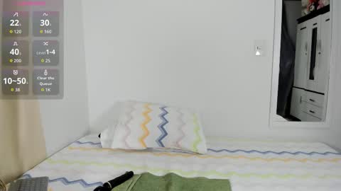 Snapshot of valerialoren chatting on November 25, 3:17 am valerialoren online show from November 25, 3:17 am