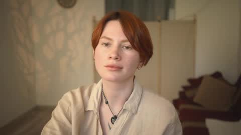 Valeria online show from April 7, 1:00 pm