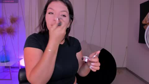 Snapshot of valeriaroldanx chatting on May 30, 11:29 am Valeria online show from May 30, 11:29 am