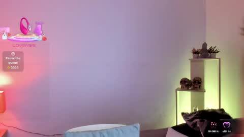 Snapshot of valerie_21 chatting on October 5, 8:45 am Valeriee online show from October 5, 8:45 am