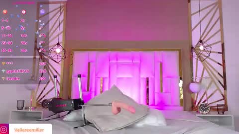 Valerie  online show from December 5, 8:34 am