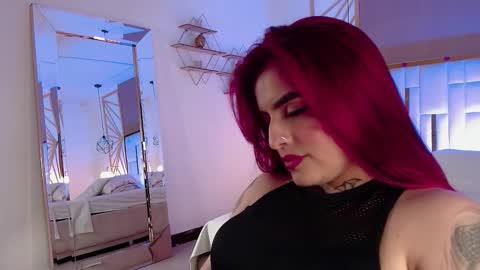 Snapshot of valerie__miller_ chatting on February 16, 3:08 pm Valerie online show from February 16, 3:08 pm