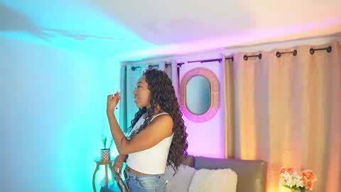 Valerie Style3 online show from January 19, 4:16 am