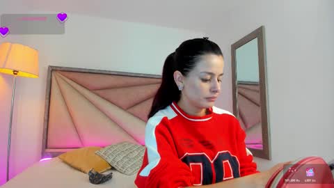 valeriemattson_ online show from October 20, 5:57 pm