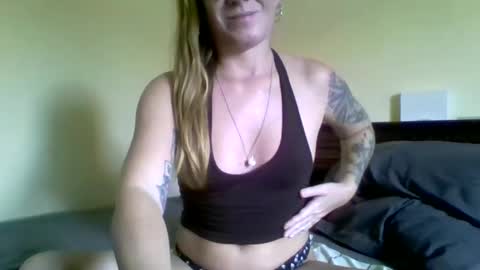 OhhValerie online show from January 5, 2:17 am