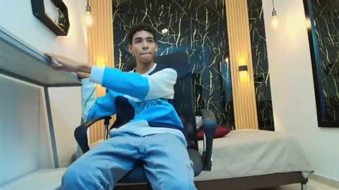 VALERIO  online show from March 4, 3:01 am