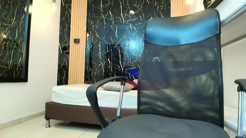 VALERIO  online show from April 9, 6:19 am