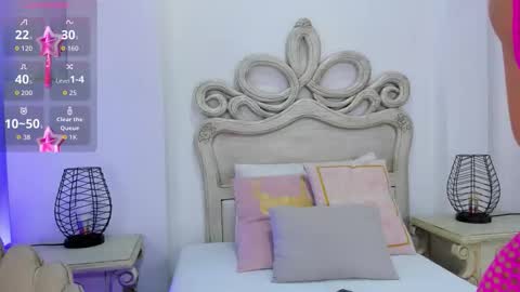 Snapshot of valerith_vega chatting on October 14, 11:44 am   online show from October 14, 11:44 am