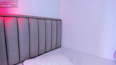 Cris  online show from March 13, 3:24 am