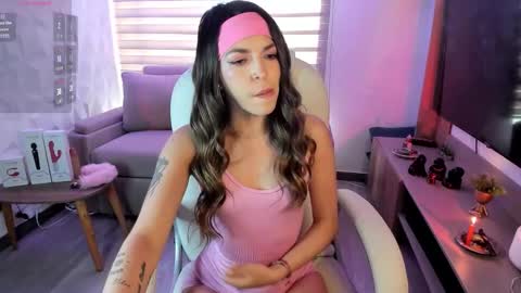 Snapshot of valery__se chatting on November 20, 4:51 pm Valery se online show from November 20, 4:51 pm