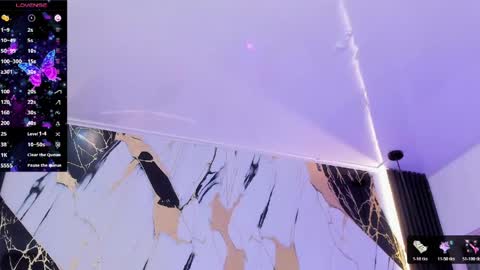 valery_cortez__ online show from April 16, 9:39 pm