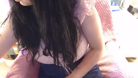 Snapshot of valery_cute_18 chatting on December 16, 11:59 am valery cute 18 online show from December 16, 11:59 am