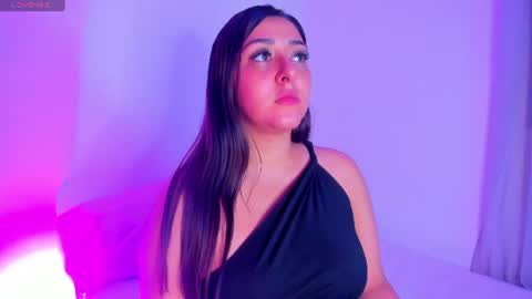 Snapshot of valery_kils chatting on June 16, 1:08 am VALERY online show from June 16, 1:08 am