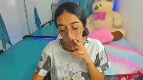 valery online show from April 14, 2:28 am