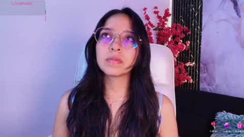 Val online show from April 8, 11:54 am