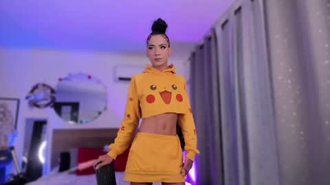 Snapshot of valery_yepes_ chatting on December 23, 12:08 pm Valery online show from December 23, 12:08 pm