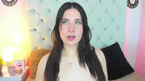 valery online show from December 22, 4:50 am