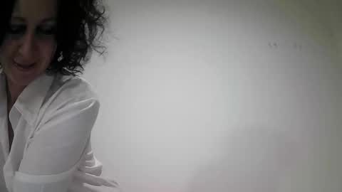 Snapshot of valerywin chatting on November 10, 12:09 am Valery Win online show from November 10, 12:09 am