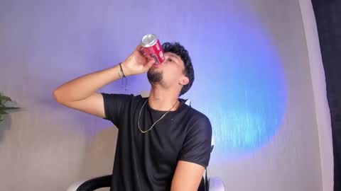 Valentino online show from March 27, 9:36 pm