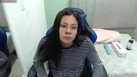 valevicious online show from February 26, 1:10 pm