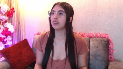 Snapshot of valk_diaz chatting on February 7, 4:49 am Valk online show from February 7, 4:49 am