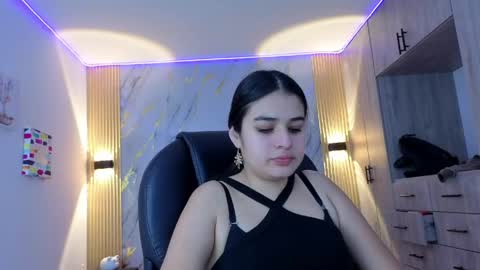 valkiria_eup online show from April 14, 11:49 am