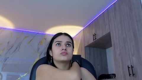 valkiria_eup online show from April 16, 11:22 am