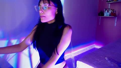 Snapshot of valkiry_ chatting on November 26, 10:00 pm valkiry_ online show from November 26, 10:00 pm