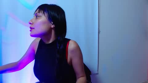 Snapshot of valkiry_ chatting on December 3, 11:03 pm valkiry_ online show from December 3, 11:03 pm