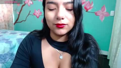 valkydoll online show from April 16, 3:13 pm