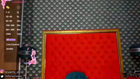 Snapshot of valleriejonnes chatting on March 9, 11:03 pm Valerie Val V online show from March 9, 11:03 pm