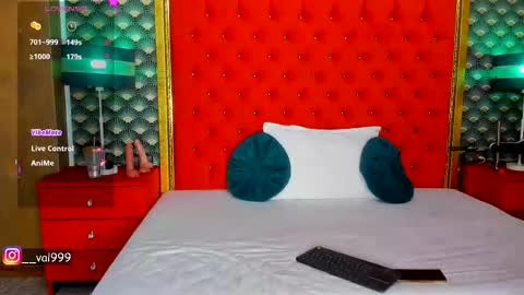 Snapshot of valleriejonnes chatting on September 20, 7:48 pm Valerie Val V online show from September 20, 7:48 pm
