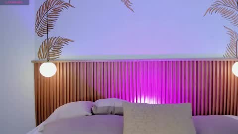 valleriie_ online show from March 15, 4:02 pm