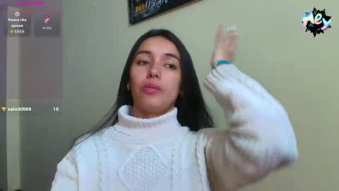 Snapshot of vallery_evanss chatting on May 21, 12:56 pm Taty independent account online show from May 21, 12:56 pm