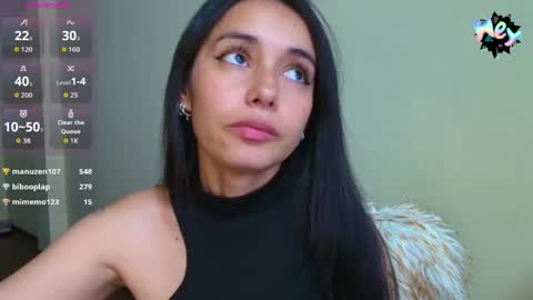 Snapshot of vallery_evanss chatting on June 2, 1:51 am Taty independent account online show from June 2, 1:51 am