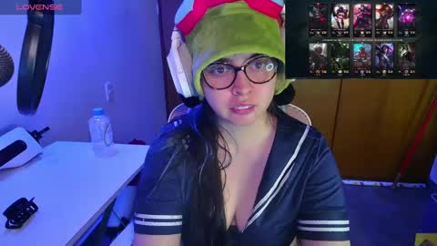 Im Violet online show from March 9, 1:14 am