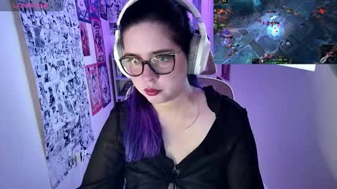 Im Violet online show from February 5, 9:30 pm