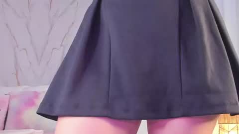 Snapshot of valloletsamar chatting on July 18, 12:20 pm Vallolet Peach online show from July 18, 12:20 pm