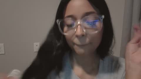 Snapshot of valltorres chatting on October 8, 11:35 pm Val Torres online show from October 8, 11:35 pm