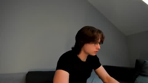 Snapshot of valo_cross chatting on June 14, 11:45 am Valo online show from June 14, 11:45 am