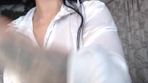 valquiria_sirgun online show from May 5, 10:12 am