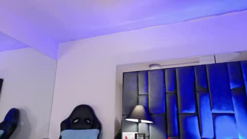 Snapshot of valrery_roussex chatting on May 19, 7:20 pm Valery online show from May 19, 7:20 pm