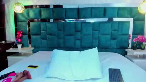 Snapshot of valtira_nova chatting on September 28, 6:46 pm valtira nova online show from September 28, 6:46 pm