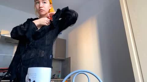 Emily online show from February 23, 6:00 am