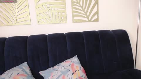 Snapshot of valya_russi chatting on January 22, 4:12 pm Isabella online show from January 22, 4:12 pm